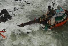 Barge P305 Tragedy: Mumbai Police Finds Bodies of 61 Crew Members, 43 Identified