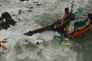 Barge P305 Tragedy: Mumbai Police Finds Bodies of 61 Crew Members, 43 Identified