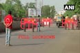 CoronaVirus Full Lockdown Photos Today: तो अब कर्नाटक, तमिलनाडु, केरल, तेलंगाना और मिजोरम भी हुए फुल लॉक, देखें तस्वीरें...