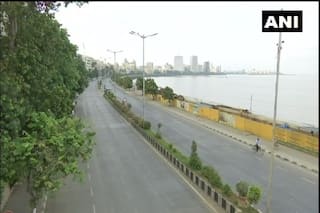 Maharashtra Lockdown: Uddhav Thackeray Hints at Extending Restrictions Beyond June 1