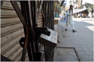 Complete Lockdown in Telangana After Eid? Chief Minister K Chandrasekhar Rao To Take Final Decision Shortly