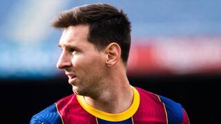 REVEALED: Why is Messi's NEW Barcelona Contract Getting Delayed? Laporta Answers