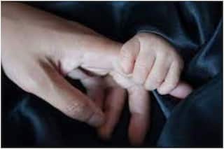 Mother's Day 2021 Gift Ideas: इस मदर्स डे मां को गिफ्ट करें उनके काम की चीजें, हमेशा रखेंगी याद