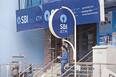 SBI New Rule: अब ATM से कैश निकालना होगा महंगा, 1 जुलाई से बदल जाएंगे इस बैंक के ये नियम, जानिए