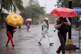 Cyclone Tauktae Kills 6 in Maharashtra, High-speed Winds Uproot Trees, Hoardings in Mumbai, Thane