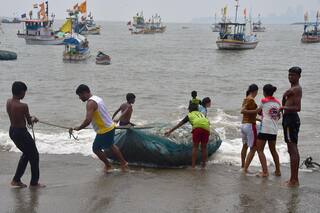 Cyclone Tauktae 'Very Likely' to Cross Guajrat Coast on May 18 | Highlights