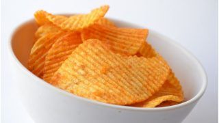 Binge Eating Potato Chips And Chocolates May Affect Your Kidneys