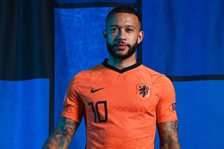 OFFICIAL: Memphis Depay Joins Barcelona as Free Agent