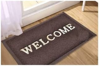 Door mat Vastu Tips:  घर के पायदान के नीचे रखें ये एक चीज, कुछ ही दिनों में बन जाएंगे मालामाल