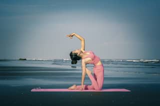Morning Yoga Asanas: 5 Easy Poses to Revamp Your Mind And Body