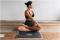 5 Yoga Asanas to Get Relief From Period Cramps