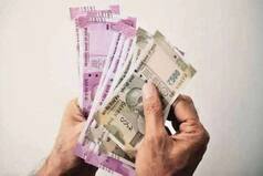 7th Pay Commission: Good News For Punjab Govt Employees, State Hikes Their Basic Pay