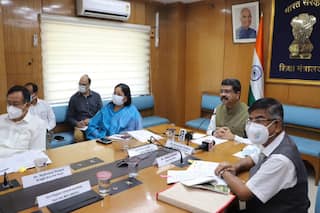 Centre Launches Innovation Ambassador Training Program For 50,000 Teachers From CBSE, Eklavya Schools