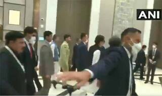 Video: PAK PM इमरान खान इस सवाल से भागते आए नजर, आतंकवाद पर बोले कुछ ऐसा...