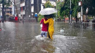 Mumbai Rains LIVE Update: मुंबई में आज भारी बारिश-हाई टाइड का अलर्ट जारी, वसई में लैंडस्लाइड, एक की मौत