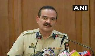 मुंबई पुलिस के पूर्व कमिश्‍नर परमबीर समेत 28 लोगों के खिलाफ अवैध वसूली समेत कई धाराओं के तहत केस दर्ज