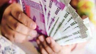 अटल पेंशन योजना: हर रोज 7 रुपये का निवेश करने पर मिल सकती है 60,000 रुपये की पेंशन, जानें- क्या है निवेश का तरीका?