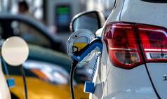 Delhiites Can Charge Electric Vehicles Free Of Cost At These Places From June | List Here