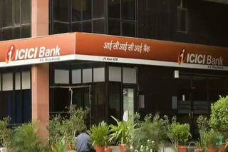 ICICI Bank: ICICI बैंक लेकर आया '3-इन-1' सेवा; ट्रेडिंग, डीमैट और बचत खाता एक बार में खोलें