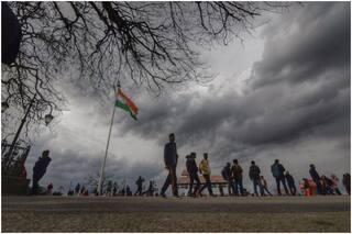 Weather Forecast Latest Update: Delhi-NCR में आज से बारिश शुरू, इन राज्यों को भी मिलेगी गर्मी से राहत