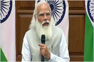 PM Modi Samwad: जब पीएम मोदी ने पूछा-डेंटिस्ट से IPS क्यों बनी? महिला ट्रेनी अफसर ने दिया मजेदार जवाब, जानिए