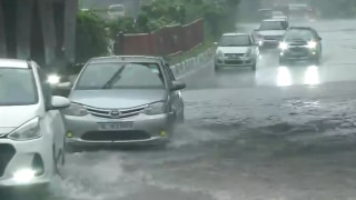 Monsoon Ka Alert: दिल्ली में बारिश का ऑरेंज अलर्ट, राजस्थान-मध्यप्रदेश में रेड अलर्ट, जानिए कैसा रहेगा आज का मौसम