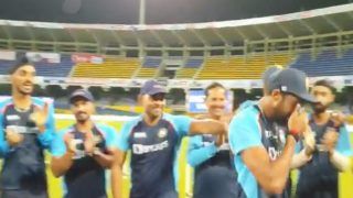 Sri Lanka vs India, 3rd T20I: बीच मैदान Sandeep Warrier की भर आई आंखें, वीडियो सोशल मीडिया पर वायरल