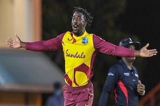 WI vs AUS, 1st T20I: आंद्रे रसेल की तूफानी बल्लेबाजी, वेस्टइंडीज ने बनाई 1-0 से लीड