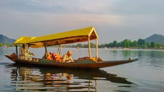 Tourists Flock to Kashmir in Record-Breaking Summer Heat