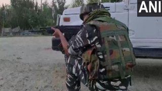 Pampore Encounter: सुरक्षाबलों ने खूंखार LeTआतंकी उमर मुश्ताक को दी मौत, कहा-उसे माफ नहीं कर सकते थे