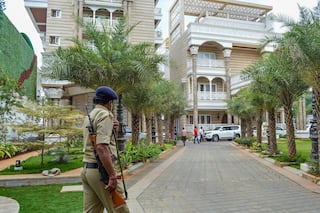 ED Raids Former Karnataka Minister Roshan Baig, Congress MLA Zameer Over IMA Ponzi Scam