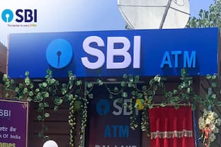 Floating ATM on Houseboat: SBI Offers Big Gift to Locals, Tourists in Srinagar | Deets Inside