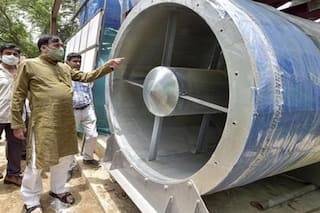 दिल्ली के Connaught Place पर लगे स्मॉग टावर की टेस्टिंग पूरी, 1 अक्टूबर से यह करेगा काम