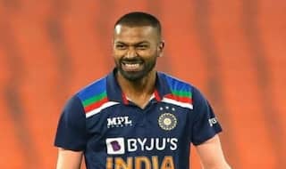टी20 विश्व कप के लिए तैयार हो रहे हैं हार्दिक पांड्या, IPL में जरूर करेंगे गेंदबाजी: पारस म्हाम्ब्रे