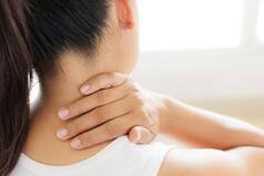5 Yoga Asanas to Reduce Neck Hump, Improve Posture And Hunchback Problems