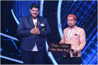 Indian Idol 12 Grand Finale: Pawandeep Rajan-Ashish Kulkarni Turn 'Music Director Duo' With This Heart Winning Gift