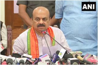 Karnataka में सीएम बदलने की अटकलों के बीच BJP का आया बयान- जानें बचेगी या जाएगी बोम्मई की कुर्सी