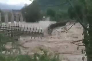 Viral Video Shows Bridge Crashing Down Due to Floods in Mashya Pradesh | WATCH