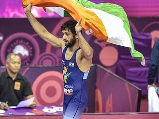 Tokyo Olympics 2020: Ravi Dahiyas Village Erupts in Joy as he Storms Into Wrestling Final | WATCH VIDEO