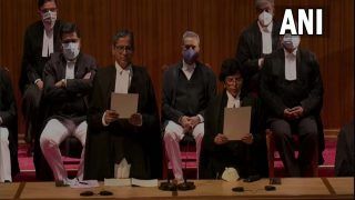 VIDEO: Supreme Court में बना नया रिकॉर्ड, एक साथ नौ जजों ने ली शपथ, पहली बार तीन महिलाएं बनीं न्यायाधीश