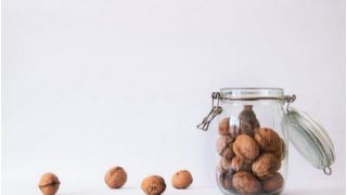 Eating Walnuts Daily May Reduce Bad Cholesterol And Risk of Cardiovascular Diseases