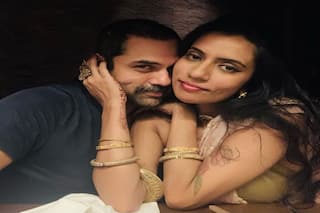 आर्टिस्ट Shilo Shiv Suleman के प्यार में है अभिनेता अभय देओल! रोमांटिक तस्वीरों ने लगाई आग