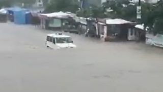Mahindra Bolero Wades Through Flooded Road Like A Boss, Leaves Anand Mahindra Amazed