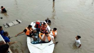 Flood Warning in Chennai: चेन्नई में बारिश से बिगड़े हालात, बाढ़ की चेतावनी जारी
