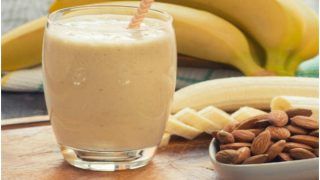 Benefits Of Almonds And Banana Smoothie: ग्लोइंग स्किन और घने बाल पाना चाहती हैं तो रोजाना पीएं बादाम और केले की स्मूदी, जानें इसके फायदे