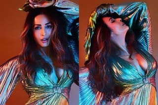 Malaika Arora ने पहन ली इतनी डीप नेक वाली ड्रेस...कर दी हदें पार, 47 की उम्र में ऐसा हुस्न- Photos