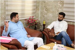 बिहार: चिराग पासवान और तेजस्वी यादव मिले, कहा- 'दोनों परिवारों में पारिवारिक संबंध'