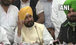 पहली प्रेस कांफ्रेंस में भावुक होकर रो पड़े पंजाब के नए सीएम चरणजीत सिंह चन्नी, क्या कहा-देखें VIDEO