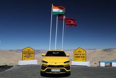 Lamborghini Urus Reaches World's Highest Motorable Road At Umling La Pass