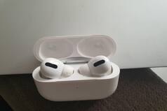 Apple Airpods To Read Body Temperature, Monitor Posture in Future | Details Here